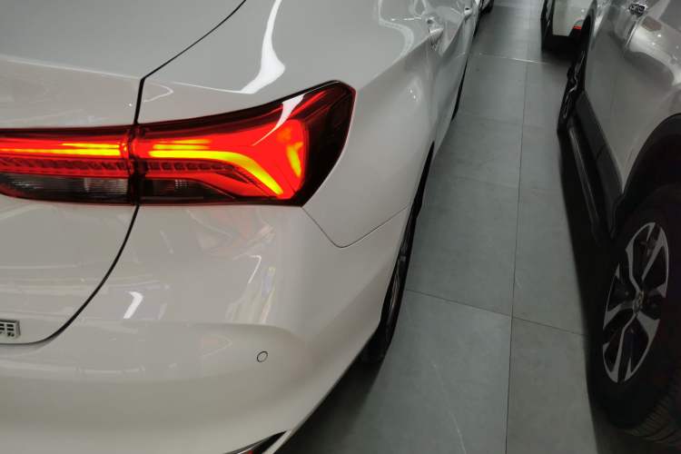 Used Buick Verano 2023 Pro Enjoyment Edition Right Rear Taillight