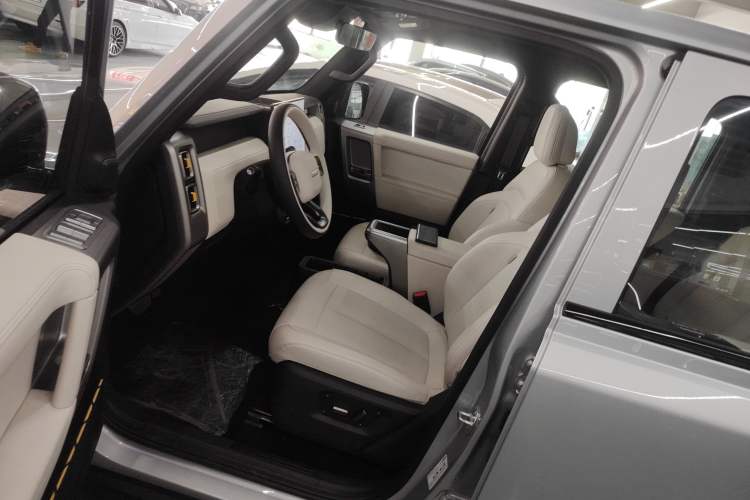 Used iCAR V23 2025 401 Two-Wheel Drive Advanced Edition Left Front Seat