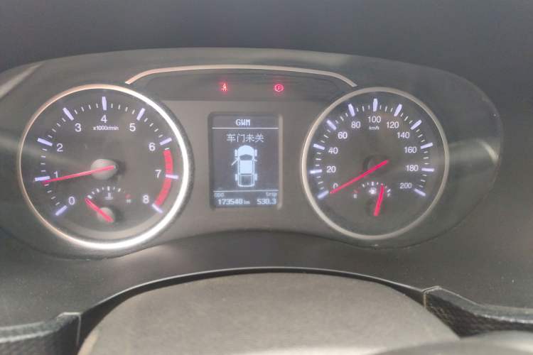 Used Great Wall Wingle 5 2017 2.4L European-spec Gasoline 4x4 Elite Version Big Double Cab 4G69S4N
