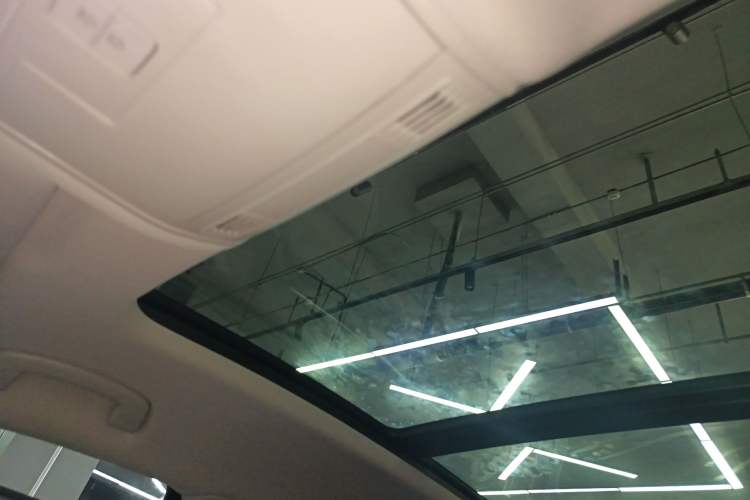 Used Volkswagen Magotan 2023 2 Million Units Commemorative Edition 330TSI DSG Luxury Version
