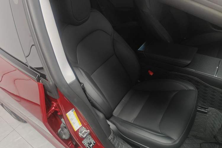 Used Tesla Model 3 2023 Rear-Wheel-Drive Version
