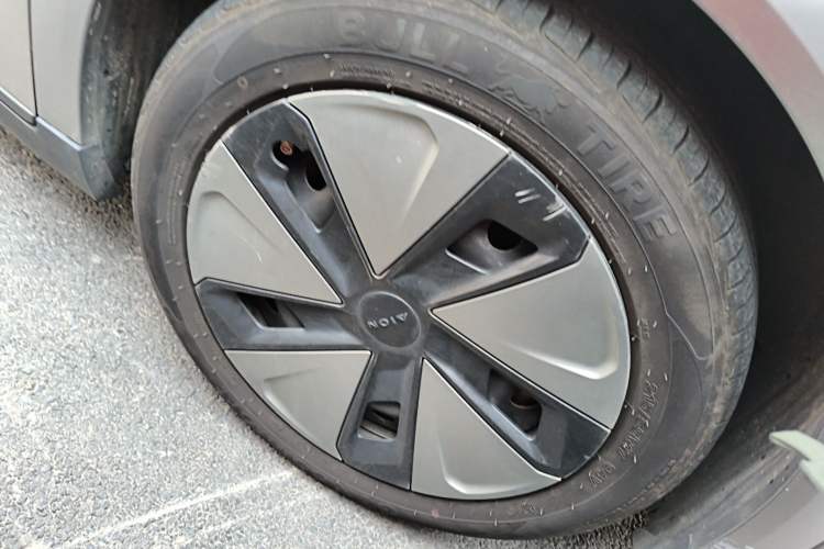 Used AION Y 2023 Plus 510 Enjoy Edition Exterior 7