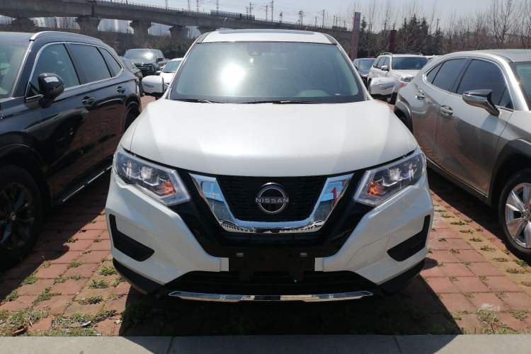Used Nissan X-Trail 2025 Honor 2.0L Two-Wheel Drive Leading Edition Front