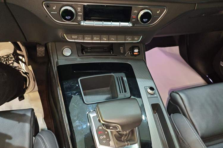 Used Audi Q5L 2022 45T Luxury Dynamic Model