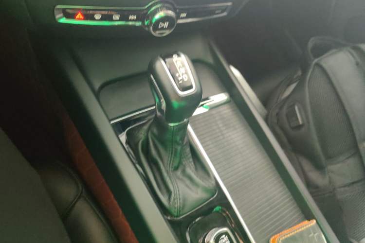 Used Volvo S60 2020 T4 Zhiyi Luxury Edition