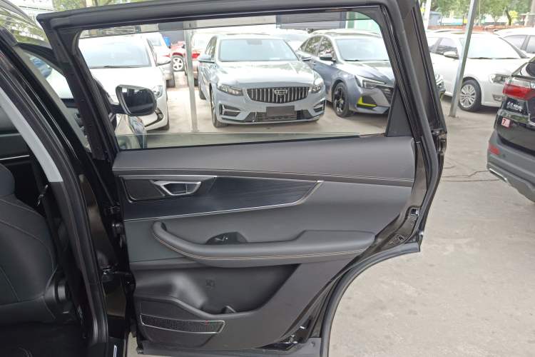 Used Chery Tiggo 8 2024 Honor Edition 230TCI Automatic Excellence Version 5 Seats