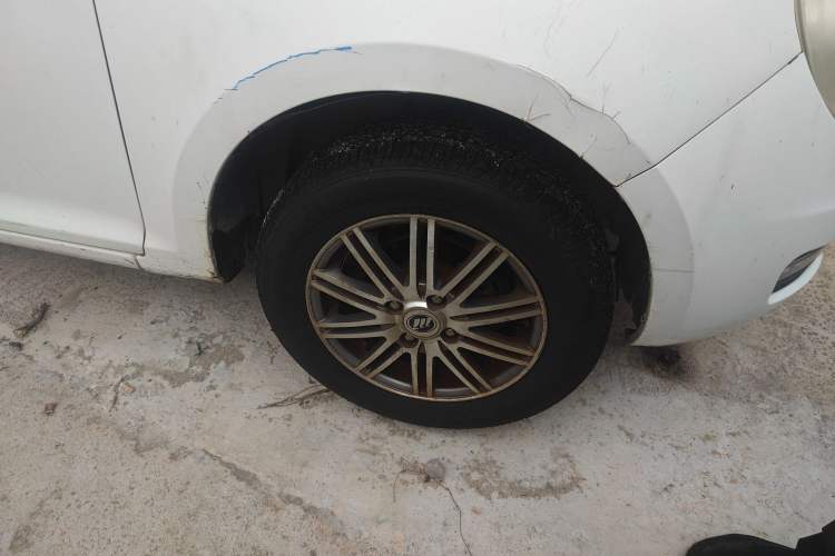 Used Lifan Auto 330 2014 1.3L Manual Comfort Version Right Front Wheel Hub