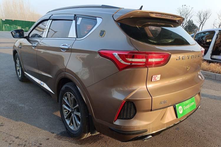 Used JETOUR X70 2020 1.5T DCT Comfort Edition 7-Seater