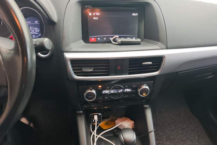 Used Mazda CX-5 2015 2.0L Automatic 4x4 Luxury Edition
