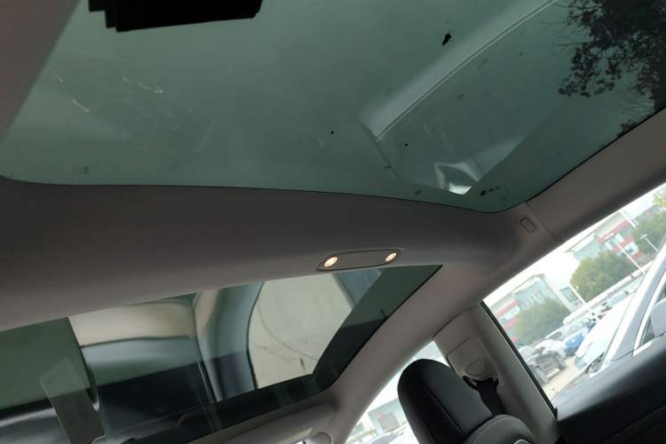 Used Tesla Model 3 2022 Rear-Wheel-Drive Version
