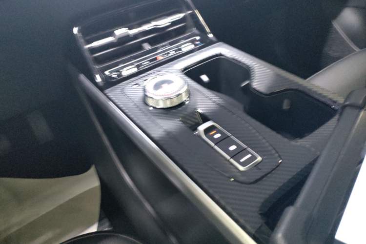 Used Wuling Xingguang 2024 Co-Creation Edition 510 Advanced Model
