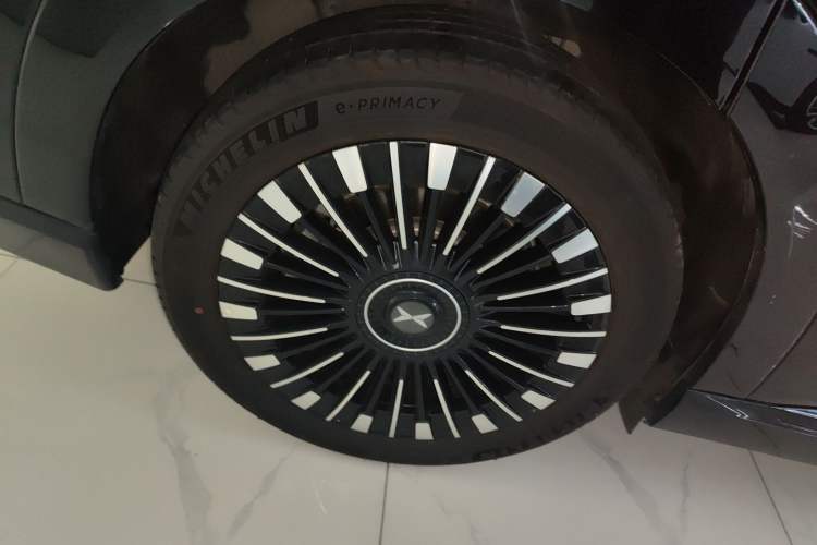 Used XPeng X9 2026 Model—Range-Extended Version 1602 Ultra