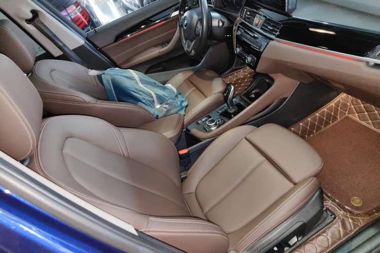 Used BMW X1 2020 sDrive25Li Leading Model
