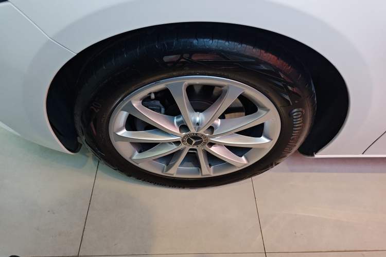 Used Mercedes-Benz A-Class (Import) 2022 A 200 Fashion Model
