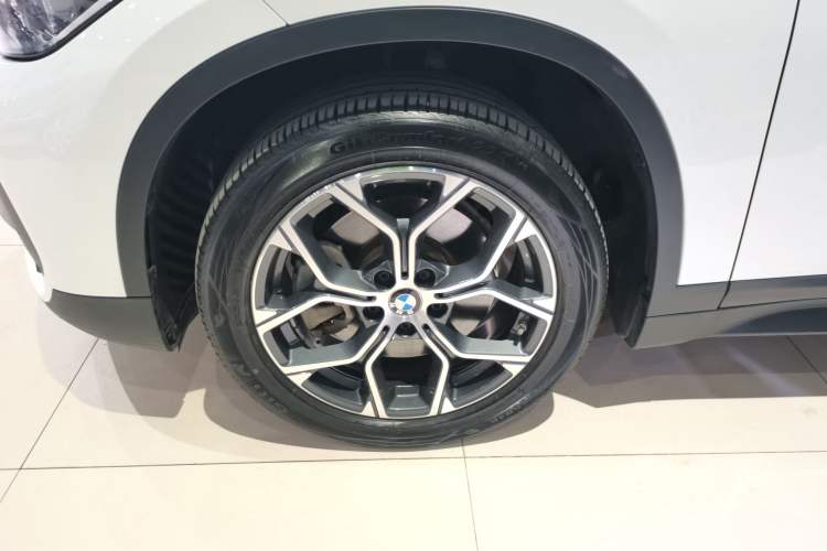 Used BMW X1 2021 Restyled sDrive25Li Leading Edition
