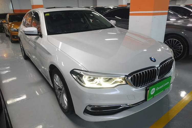 Used BMW 5 Series New Energy 2020 Mileage Upgrade Version 530Le Pioneer Edition
