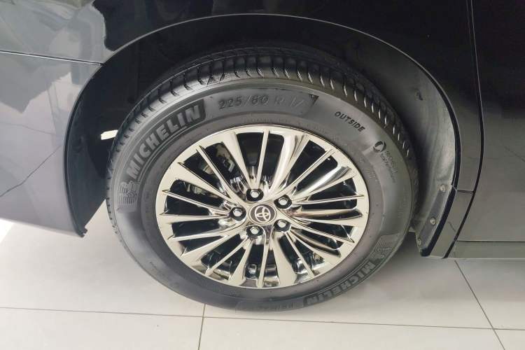 Used Toyota Alphard 2019 Dual-Engine 2.5L Prestige Edition Exterior 5