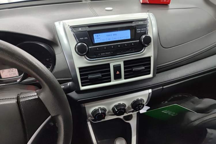 Used Toyota YARiS L Zhi Xuan 2015 1.5G Automatic Xuan Dong Sunroof Special Edition Audio And AC Panel