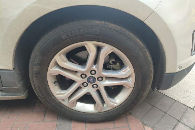 Used Ford Edge 2015 2.0T GTDi Two-Wheel-Drive High-Line Version Exterior 7