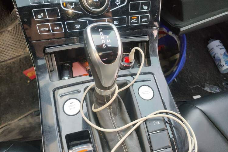 Used Hongqi H5 2019 30TD Smart Connect Dynamic Edition Gear Lever