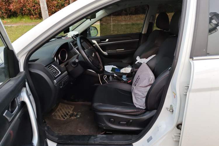 Used Haval H6 2017 Red-Label Sport Edition 1.5T Automatic Two-Wheel Drive Luxury Model
