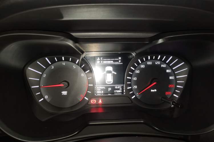 Used GAC Trumpchi GS4 2017 235T Automatic Two-Wheel Drive Luxury Smart Connectivity Version Instrument Cluster