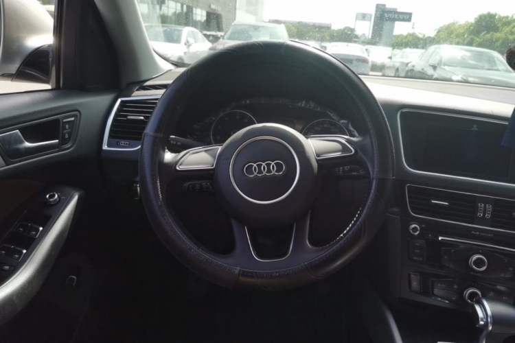 Used Audi Q5 2017 40 TFSI Ambition Edition