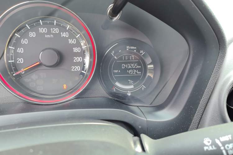 Used Honda XR-V 2015 1.8L EXi CVT Comfort Version
