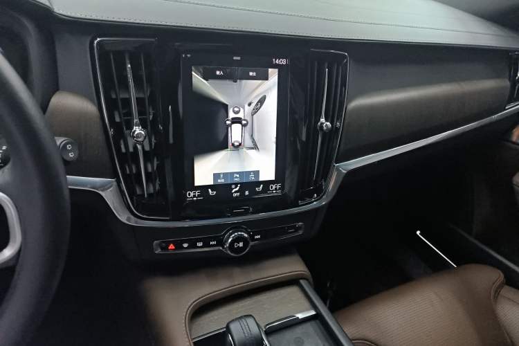 Used Volvo V90 2021 Cross Country B5 AWD Prestige Edition