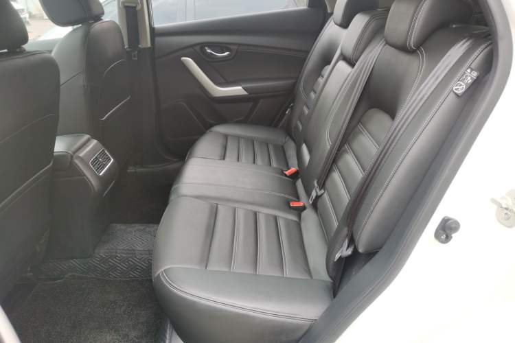 Used Venucia T90 2017 2.0L CVT Leading Edition Left Rear Seat