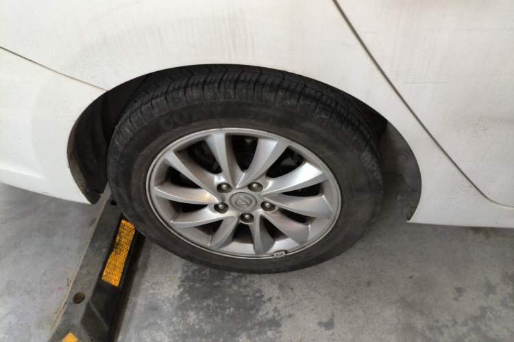 Used Changan Alsvin V7 2015 1.6L Automatic Enjoyment Model China IV Standard