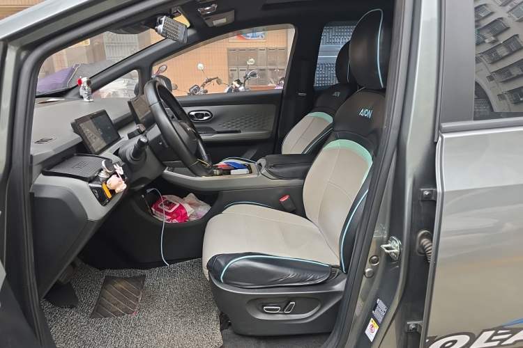 Used AION Y 2022 70 Tech Edition Lithium Iron Phosphate