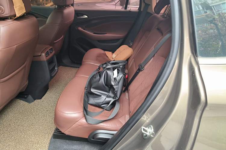 Used Buick Envision 2017 28T Four-Wheel Drive Elite Model
