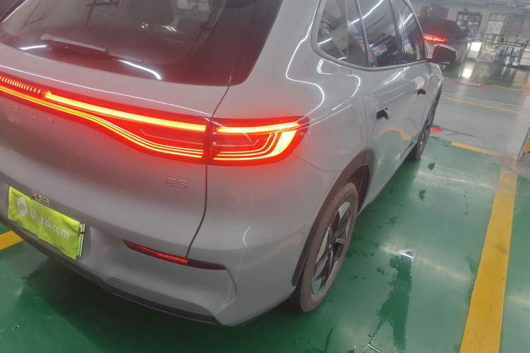 Used Geely Galaxy E5 2024 530km Long-Range Version Right Rear Taillight