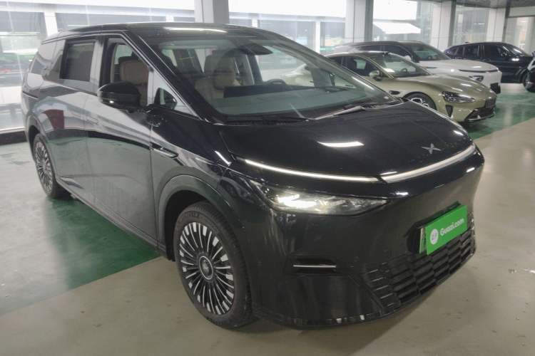 Used XPeng X9 2025 740 Ultra-Long Range Max
