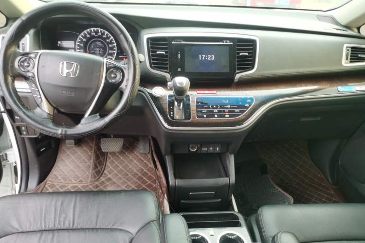 Used Honda Odyssey 2017 2.4L Smart Edition Center Console