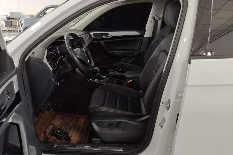 Used Volkswagen Tayron 2021 330TSI Two-Wheel Drive Luxury Connected Version Plus
