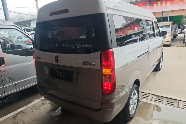 Used Jinbei New Hiace X30L 2024 Wealth Edition Passenger Vehicle 5/6/7 Seater