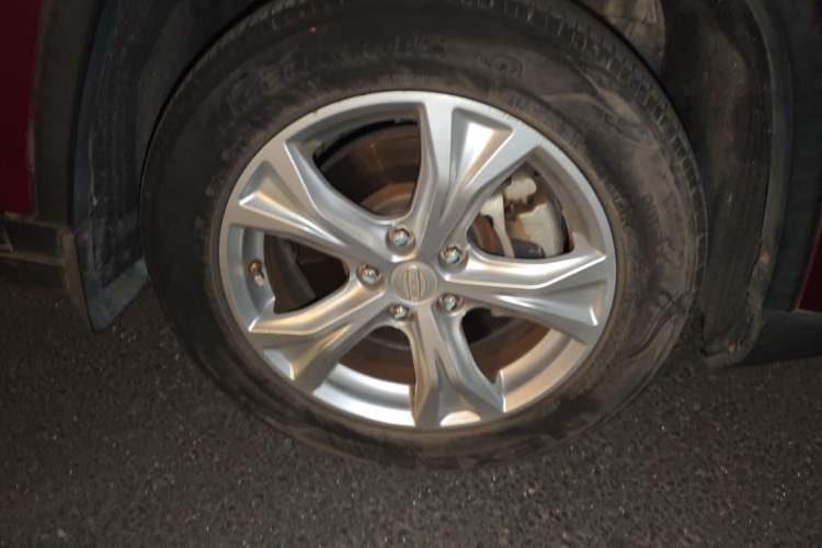 Used Bisu T5 2017 1.5T Manual Luxury Model
