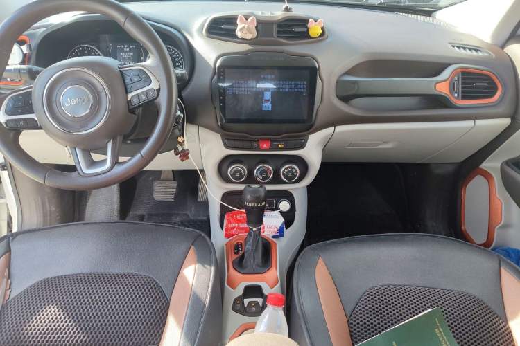 Used Jeep Renegade 2017 180T Automatic High-Energy Version Audio And AC Panel