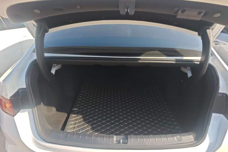 Used BYD Qin PLUS 2023 Champion Edition EV 420KM Leading Model Trunk