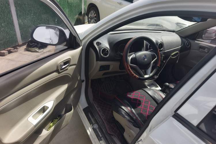Used CHANGAN Alsvin V3 2015 1.4L Manual Warm-Hearted Model China V Standard
