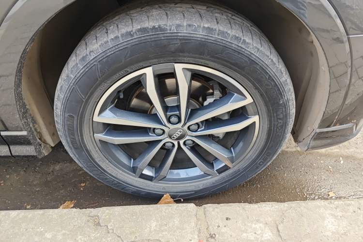 Used Audi Q3 2021 35 TFSI Progressive Dynamic Edition