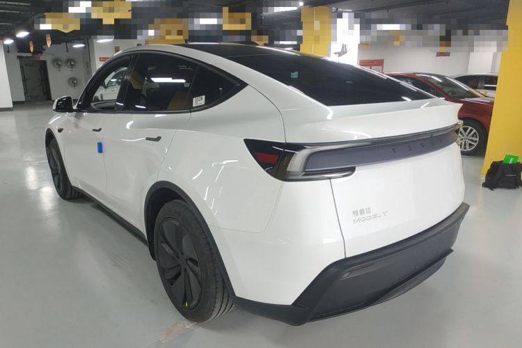 Used Tesla Model Y 2026 Rear-Drive Model