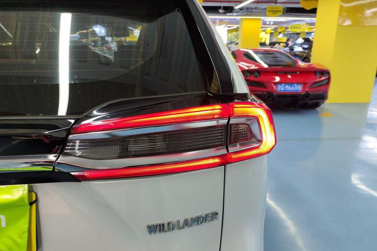 Used Toyota Wildlander 2020 2.0L CVT Two-Wheel Drive Prestige Edition
