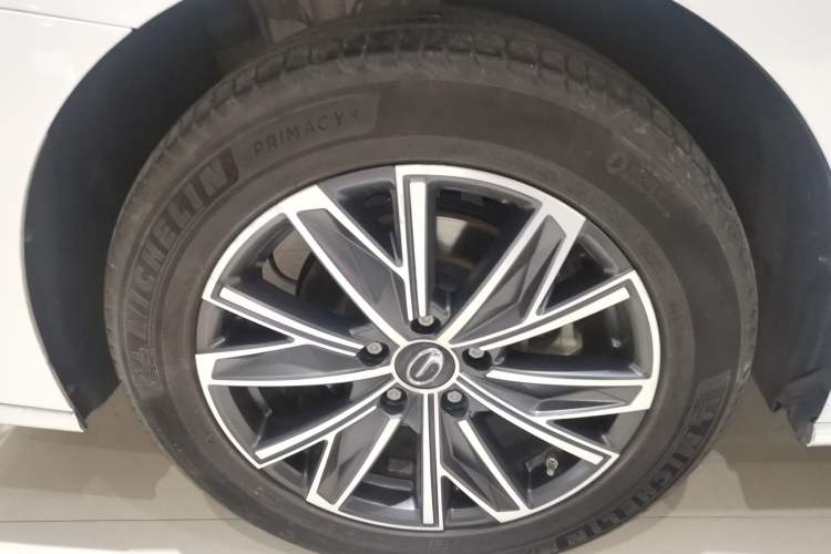 Used GAC Trumpchi M8 2024 Master Series 400T Ultimate Edition Right Rear Wheel Hub