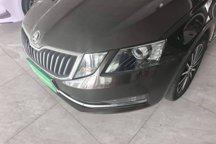 Used Skoda Octavia 2018 TSI230 DSG Luxury Edition