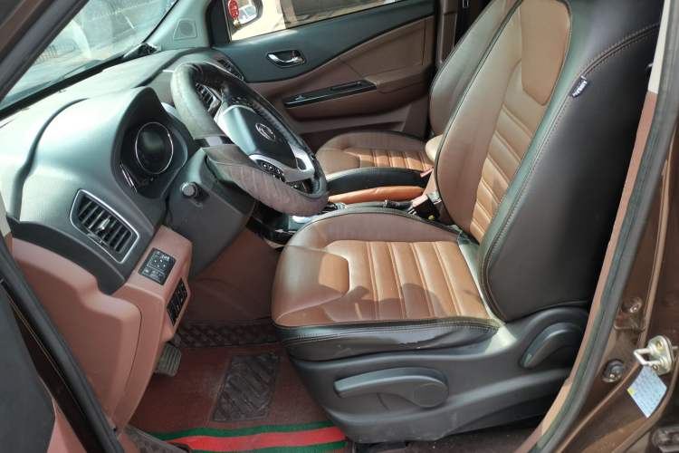 Used FORTHING SX6 2016 1.6L CVT Deluxe Model Left Front Seat