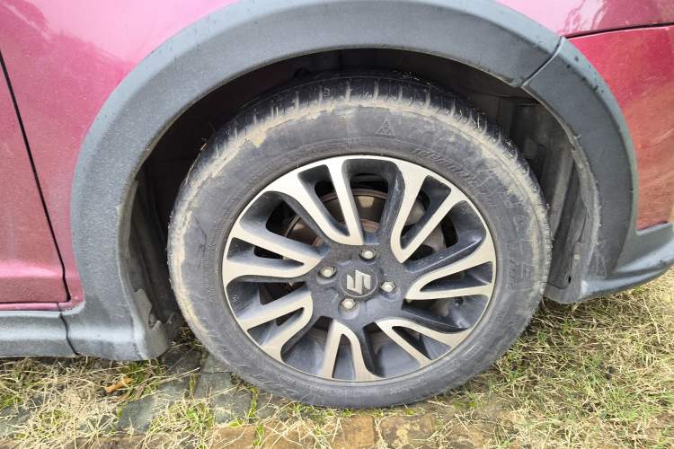 Used Suzuki Swift 2016 1.5L Automatic Fashionable Coolplay Edition
