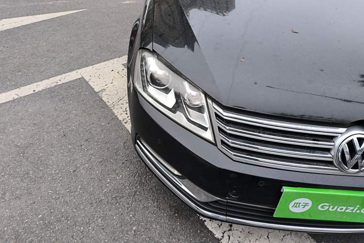 Used Volkswagen Magotan 2015 1.8TSI Advanced Model Right Front Headlight